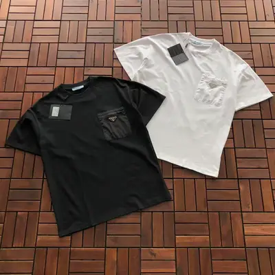 PRADA T-Shirt