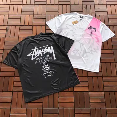 STUSSY T-Shirt