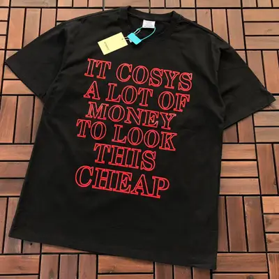 VETEMENTS T-Shirt