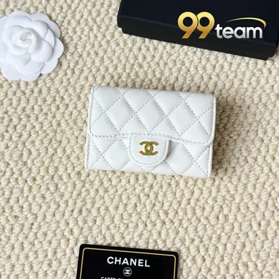 CHANEL | Item ID: 02804