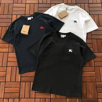 BURBERRY T-Shirt