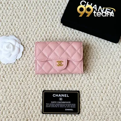 CHANEL | Item ID: 02813