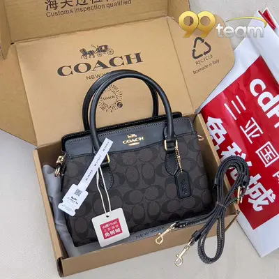 COACH | Item ID: 05207