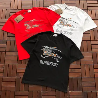BURBERRY T-Shirt