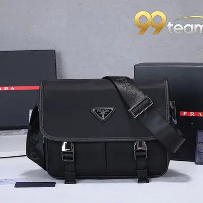 PRADA | Item ID: 08939