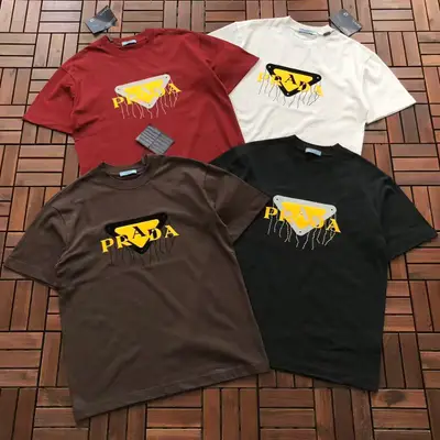 PRADA T-Shirt