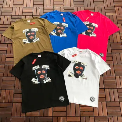 SUPREME T-Shirt