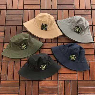 STONE ISLAND Cap