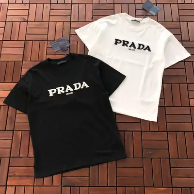 PRADA T-Shirt