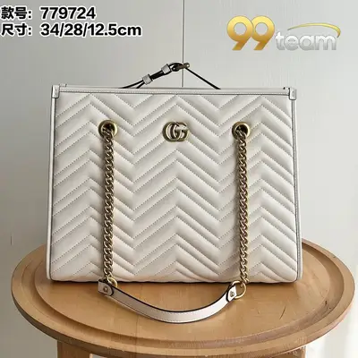 GUCCI | Item ID: 16131