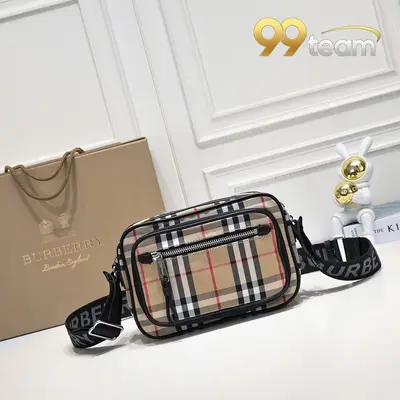 BURBERRY | Item ID: 21434