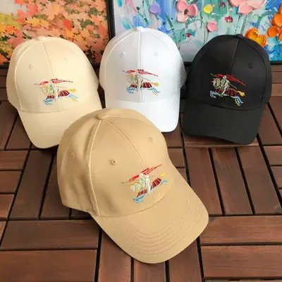 BURBERRY Cap