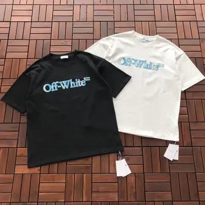 OFF-WHITE T-Shirt