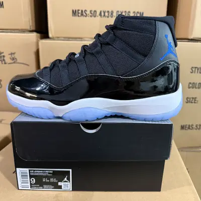 JORDAN 11