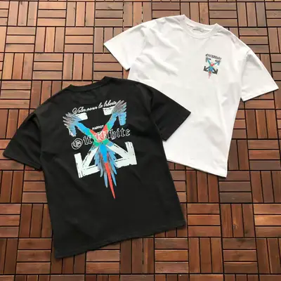 OFF-WHITE T-Shirt