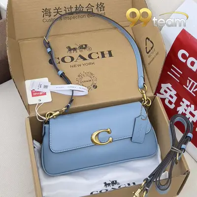 COACH | Item ID: 05251