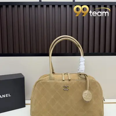 CHANEL | Item ID: 01625