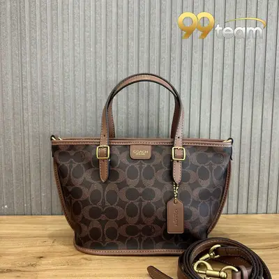 COACH | Item ID: 04646