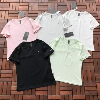 LULULEMON T-Shirt