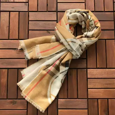 BURBERRY Schal