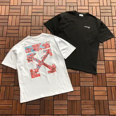 OFF-WHITE T-Shirt