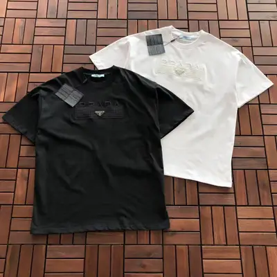 PRADA T-Shirt