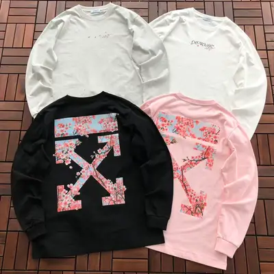 OFF-WHITE