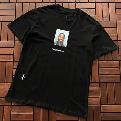 TRAVIS SCOTT T-Shirt