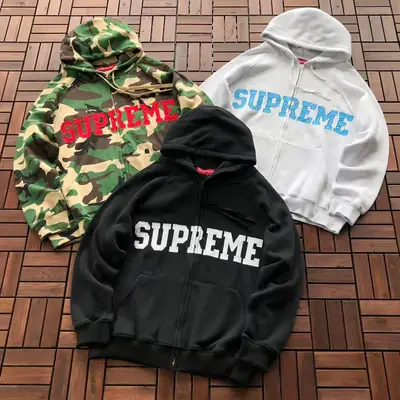 SUPREME Hoodie