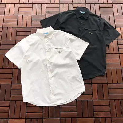 PRADA T-Shirt