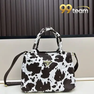 PRADA | Item ID: 09454