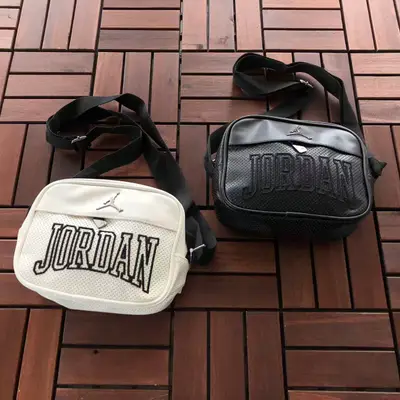 JORDAN Tasche