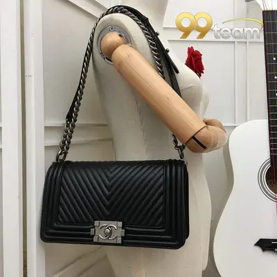 CHANEL | Item ID: 00906