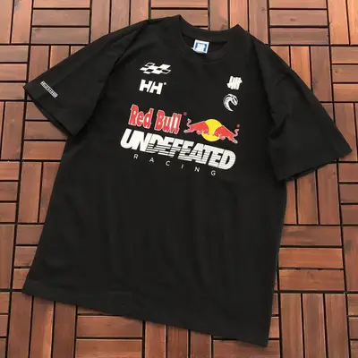 UNDEFEATED T-Shirt