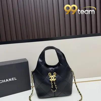 CHANEL | Item ID: 01787