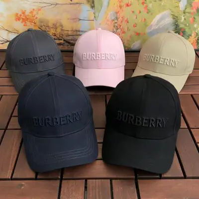 BURBERRY Cap