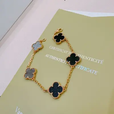 VAN CLEEF & ARPELS Schmuck