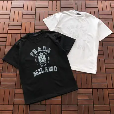 PRADA T-Shirt