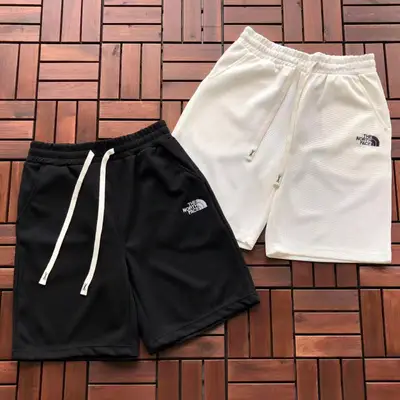 THE NORTH FACE Shorts