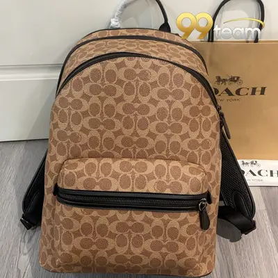 COACH | Item ID: 04663