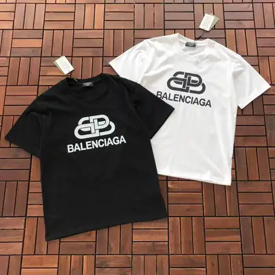 BALENCIAGA T-Shirt