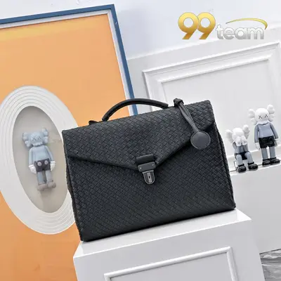 BOTTEGA VENETTA | Item ID: 20618