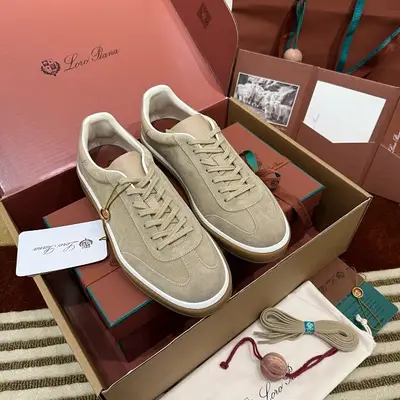 LORO PIANA