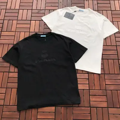 PRADA T-Shirt