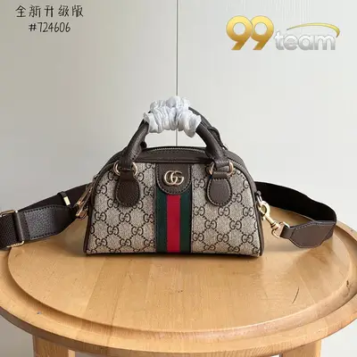 GUCCI | Item ID: 16111