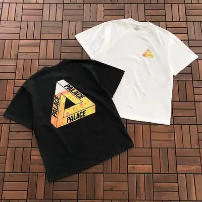 PALACE T-Shirt