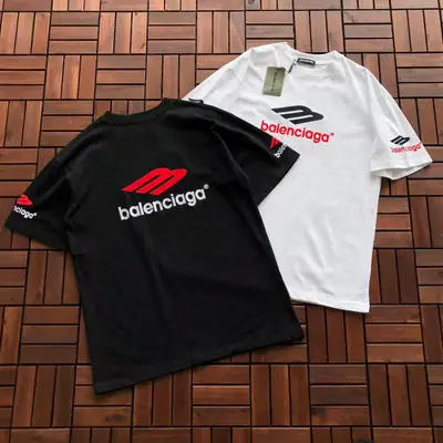 BALENCIAGA T-Shirt