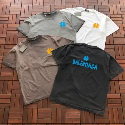 BALENCIAGA T-Shirt