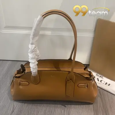 COACH | Item ID: 04987