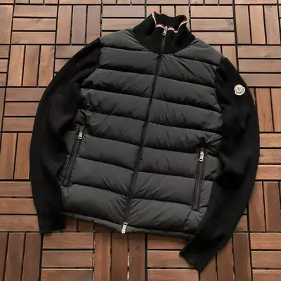 MONCLER Jacke